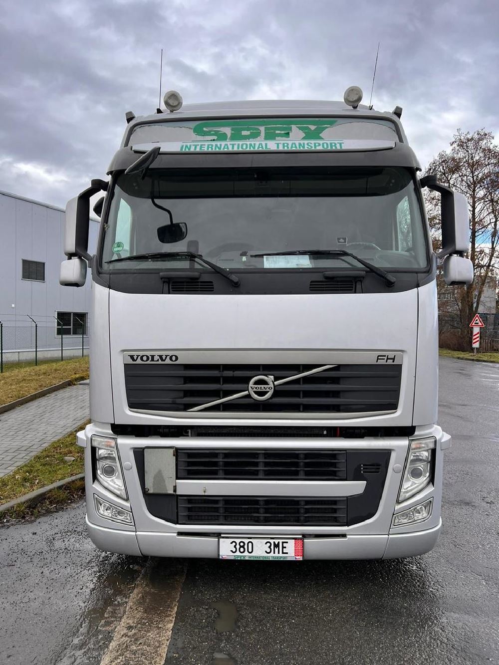 VOLVO FH460 / SCHWARZMULLER 2014