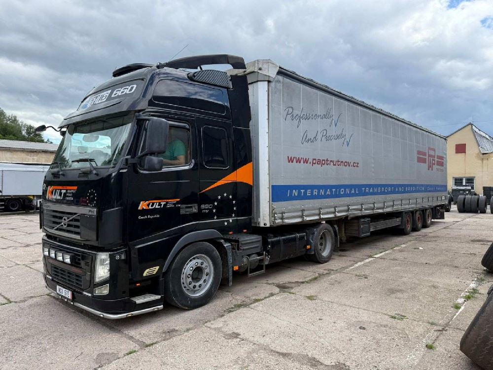 SCHMITZ CARGOBULL SCS24/L 2014