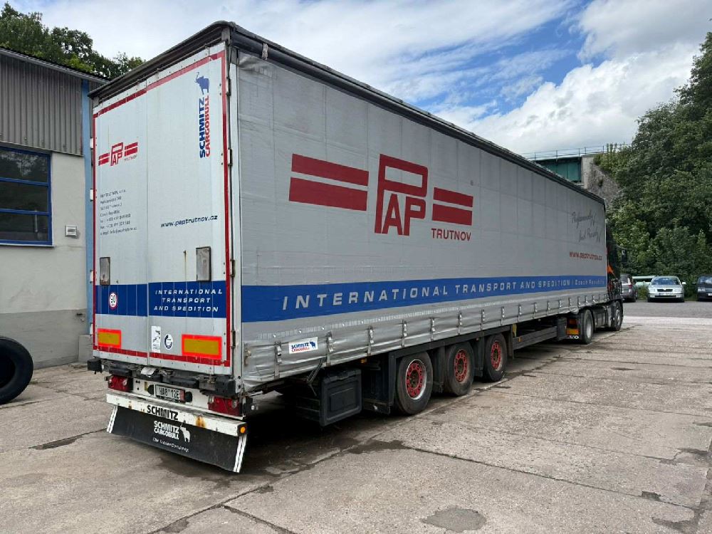 SCHMITZ CARGOBULL SCS24/L 2014