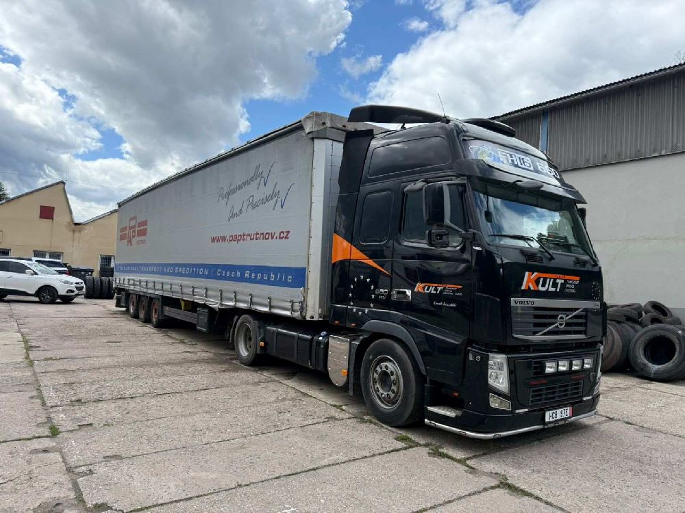 SCHMITZ CARGOBULL SCS24/L 2014