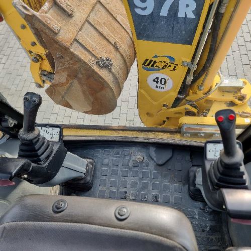 KOMATSU WB 97R-5